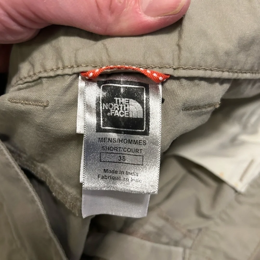 The North Face waist 18”